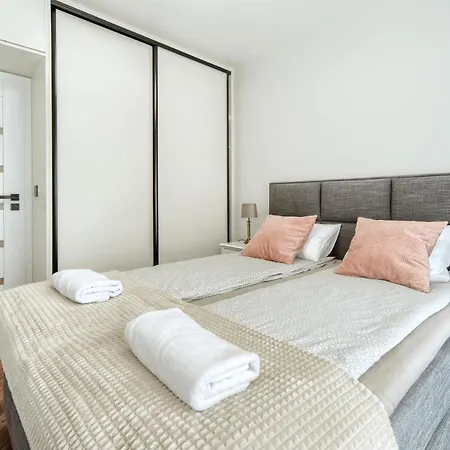 Porto - Acco Rent * Gdynia